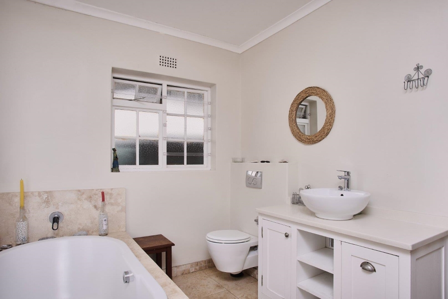 To Let 3 Bedroom Property for Rent in Kommetjie Western Cape